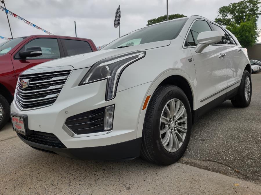 2019 Cadillac XT5 AWD 4dr Luxury, available for sale in Wantagh, New York | Alpine Motors Inc. Wantagh, New York 2019 Cadillac XT5 AWD 4dr Luxury, available for sale in Wantagh, New York | Alpine Motors Inc. Wantagh, New York