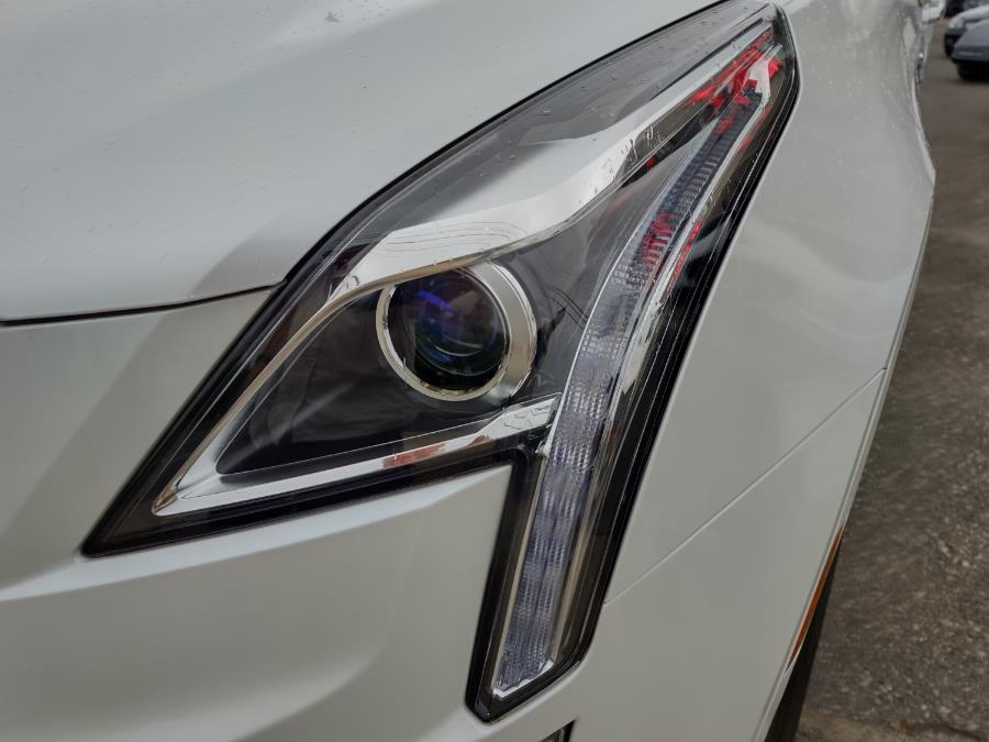 2019 Cadillac XT5 AWD 4dr Luxury, available for sale in Wantagh, New York | Alpine Motors Inc. Wantagh, New York 2019 Cadillac XT5 AWD 4dr Luxury, available for sale in Wantagh, New York | Alpine Motors Inc. Wantagh, New York
