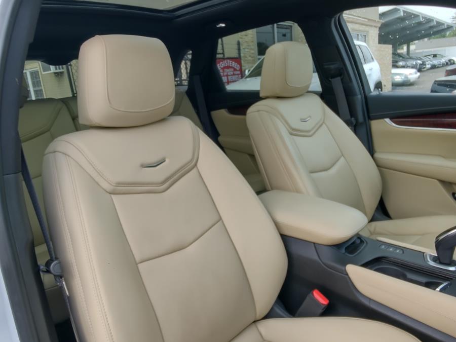2019 Cadillac XT5 AWD 4dr Luxury, available for sale in Wantagh, New York | Alpine Motors Inc. Wantagh, New York 2019 Cadillac XT5 AWD 4dr Luxury, available for sale in Wantagh, New York | Alpine Motors Inc. Wantagh, New York