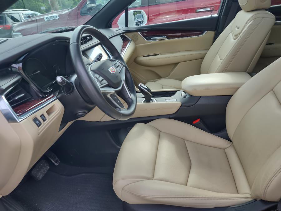 2019 Cadillac XT5 AWD 4dr Luxury, available for sale in Wantagh, New York | Alpine Motors Inc. Wantagh, New York 2019 Cadillac XT5 AWD 4dr Luxury, available for sale in Wantagh, New York | Alpine Motors Inc. Wantagh, New York