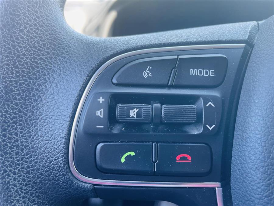 Used Kia Sorento LX AWD 2018 | Northshore Motors. Syosset , New York Used Kia Sorento LX AWD 2018 | Northshore Motors. Syosset , New York