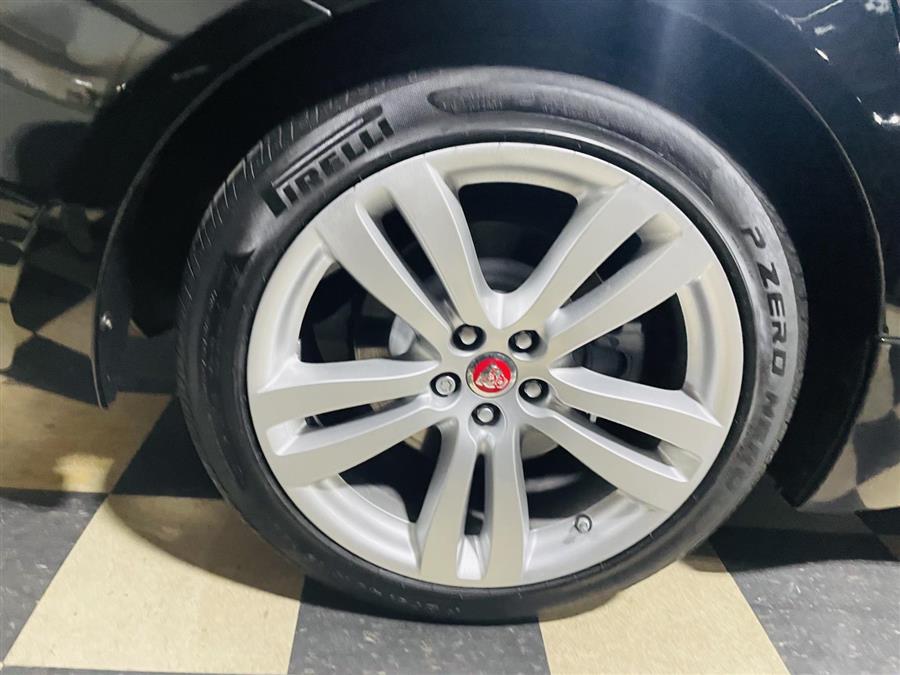 Used Jaguar XJ 4dr Sdn XJL Portfolio AWD 2014 | Northshore Motors. Syosset , New York Used Jaguar XJ 4dr Sdn XJL Portfolio AWD 2014 | Northshore Motors. Syosset , New York