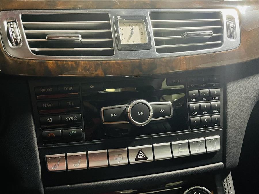Used Mercedes-Benz CLS-Class 4dr Sdn CLS550 4MATIC 2013 | Northshore Motors. Syosset , New York Used Mercedes-Benz CLS-Class 4dr Sdn CLS550 4MATIC 2013 | Northshore Motors. Syosset , New York