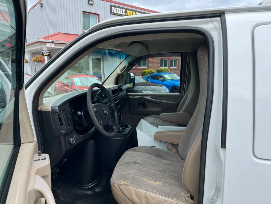 Used Chevrolet Express Cargo Van RWD 2500 135" 2013 | Mike And Tony Auto Sales, Inc. South Windsor, Connecticut Used Chevrolet Express Cargo Van RWD 2500 135" 2013 | Mike And Tony Auto Sales, Inc. South Windsor, Connecticut