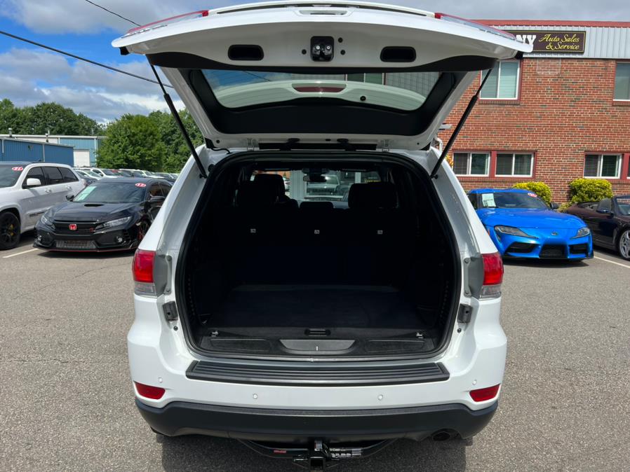 2019 Jeep Grand Cherokee Altitude 4x4, available for sale in South Windsor, Connecticut | Mike And Tony Auto Sales, Inc. South Windsor, Connecticut 2019 Jeep Grand Cherokee Altitude 4x4, available for sale in South Windsor, Connecticut | Mike And Tony Auto Sales, Inc. South Windsor, Connecticut