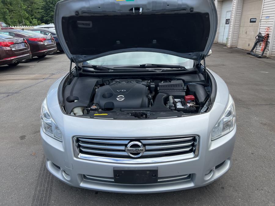 2012 Nissan Maxima 4dr Sdn V6 CVT 3.5 SV w/Premium Pkg, available for sale in South Windsor , Connecticut | Ful-line Auto LLC. South Windsor , Connecticut 2012 Nissan Maxima 4dr Sdn V6 CVT 3.5 SV w/Premium Pkg, available for sale in South Windsor , Connecticut | Ful-line Auto LLC. South Windsor , Connecticut