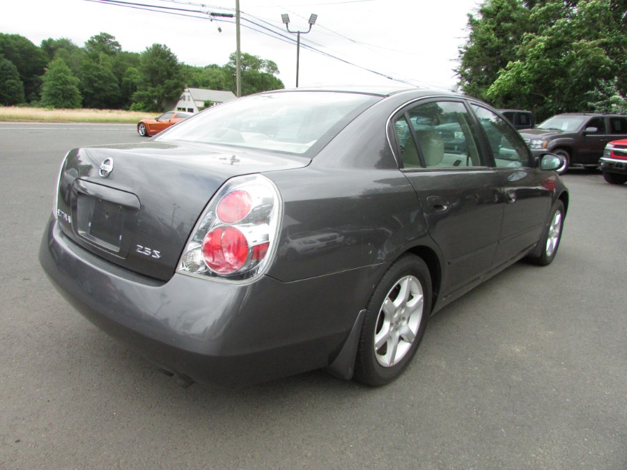 Used Nissan Altima 4dr Sdn I4 Auto 2.5 S 2005 | United Auto Sales of E Windsor, Inc. East Windsor, Connecticut Used Nissan Altima 4dr Sdn I4 Auto 2.5 S 2005 | United Auto Sales of E Windsor, Inc. East Windsor, Connecticut