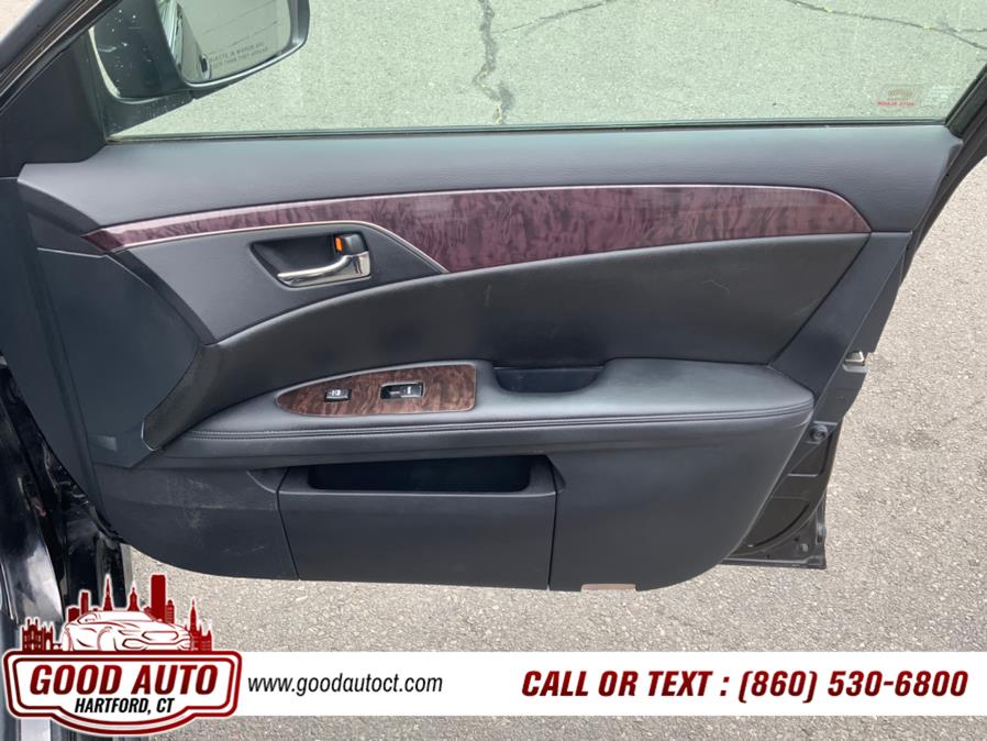 Used Toyota Avalon 4dr Sdn (Natl) 2011 | Good Auto LLC. Hartford, Connecticut Used Toyota Avalon 4dr Sdn (Natl) 2011 | Good Auto LLC. Hartford, Connecticut