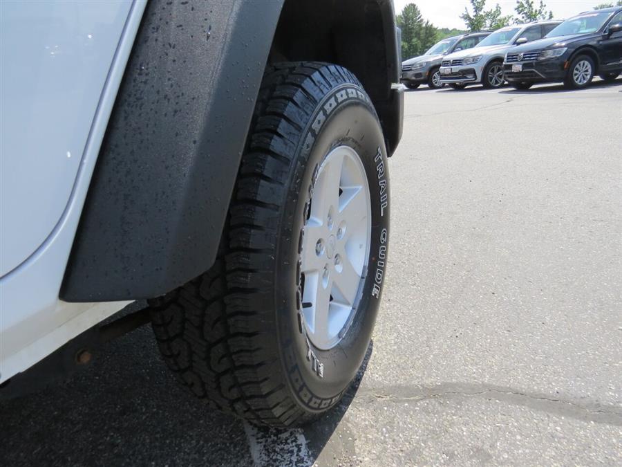 Used Jeep Wrangler Unlimited Sport S 4x4 4dr SUV 2017 | Lake City Exports Inc. Auburn, Maine Used Jeep Wrangler Unlimited Sport S 4x4 4dr SUV 2017 | Lake City Exports Inc. Auburn, Maine