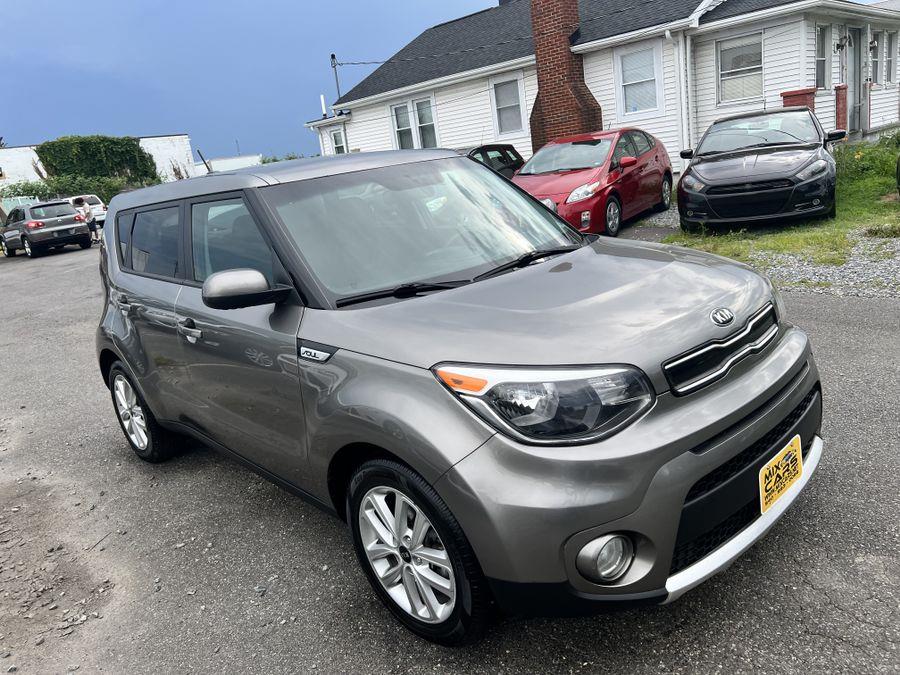 Used Kia Soul + Wagon 4D 2018 | Mixcars, Inc. Fredericksburg, Virginia Used Kia Soul + Wagon 4D 2018 | Mixcars, Inc. Fredericksburg, Virginia