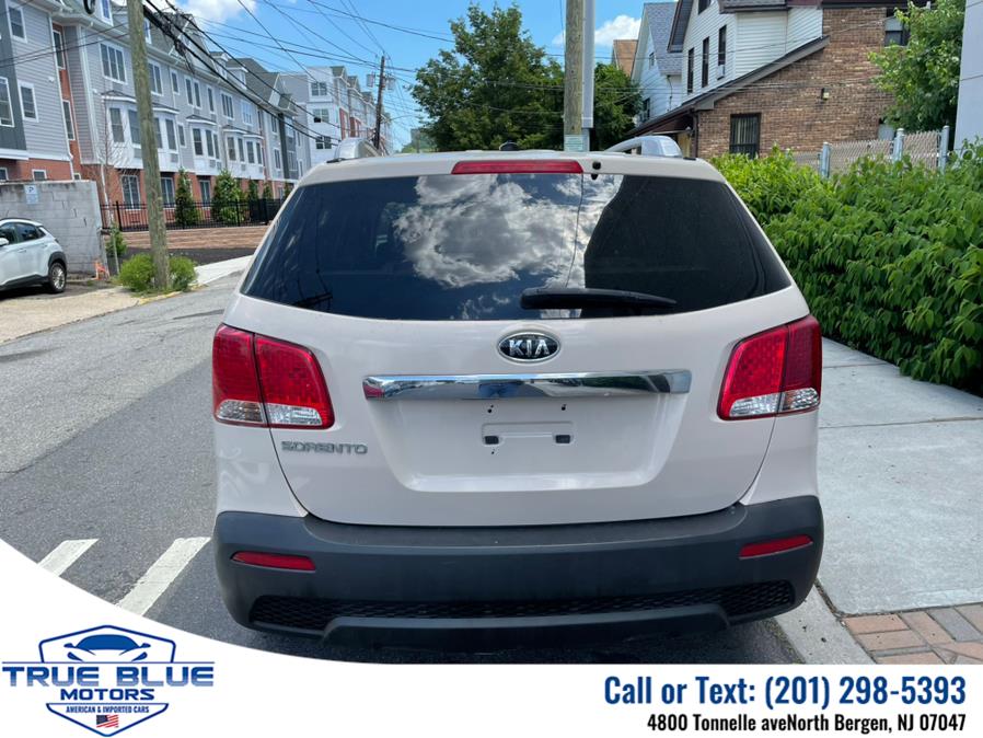 Used Kia Sorento AWD 4dr V6 LX 2011 | True Blue Motors. North Bergen, New Jersey Used Kia Sorento AWD 4dr V6 LX 2011 | True Blue Motors. North Bergen, New Jersey