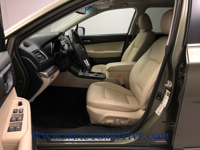 Used Subaru Outback 4dr Wgn 3.6R Limited 2015 | J&M Automotive Sls&Svc LLC. Naugatuck, Connecticut Used Subaru Outback 4dr Wgn 3.6R Limited 2015 | J&M Automotive Sls&Svc LLC. Naugatuck, Connecticut