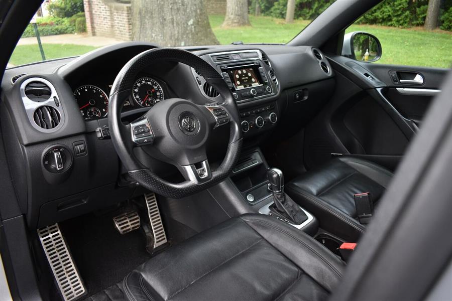 2014 Volkswagen Tiguan S 4dr SUV 6A, available for sale in Great Neck, New York | Camy Cars. Great Neck, New York 2014 Volkswagen Tiguan S 4dr SUV 6A, available for sale in Great Neck, New York | Camy Cars. Great Neck, New York