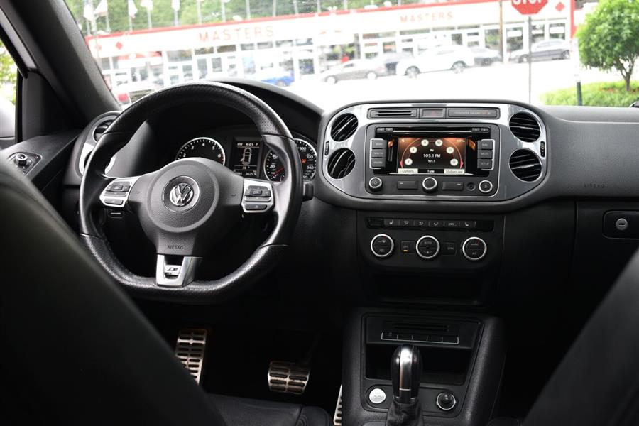 2014 Volkswagen Tiguan S 4dr SUV 6A, available for sale in Great Neck, New York | Camy Cars. Great Neck, New York 2014 Volkswagen Tiguan S 4dr SUV 6A, available for sale in Great Neck, New York | Camy Cars. Great Neck, New York