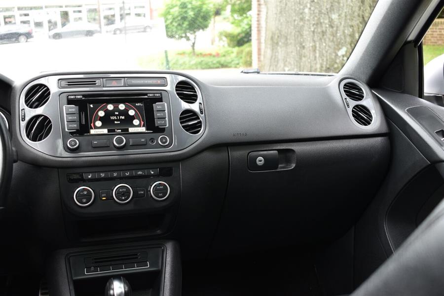2014 Volkswagen Tiguan S 4dr SUV 6A, available for sale in Great Neck, New York | Camy Cars. Great Neck, New York 2014 Volkswagen Tiguan S 4dr SUV 6A, available for sale in Great Neck, New York | Camy Cars. Great Neck, New York