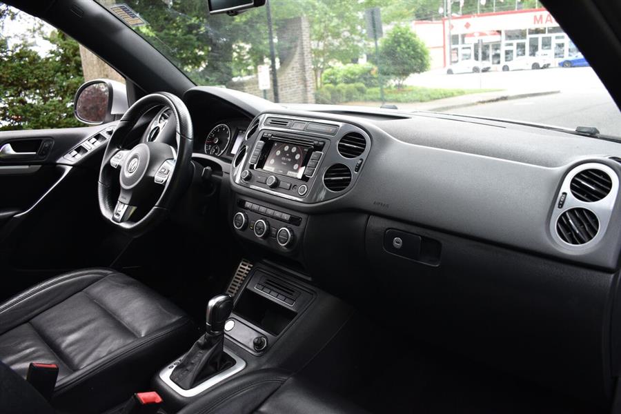2014 Volkswagen Tiguan S 4dr SUV 6A, available for sale in Great Neck, New York | Camy Cars. Great Neck, New York 2014 Volkswagen Tiguan S 4dr SUV 6A, available for sale in Great Neck, New York | Camy Cars. Great Neck, New York