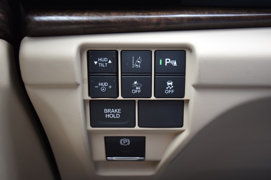 2019 Acura RDX AWD w/Advance Pkg, available for sale in Waterbury, Connecticut | Highline Car Connection. Waterbury, Connecticut 2019 Acura RDX AWD w/Advance Pkg, available for sale in Waterbury, Connecticut | Highline Car Connection. Waterbury, Connecticut