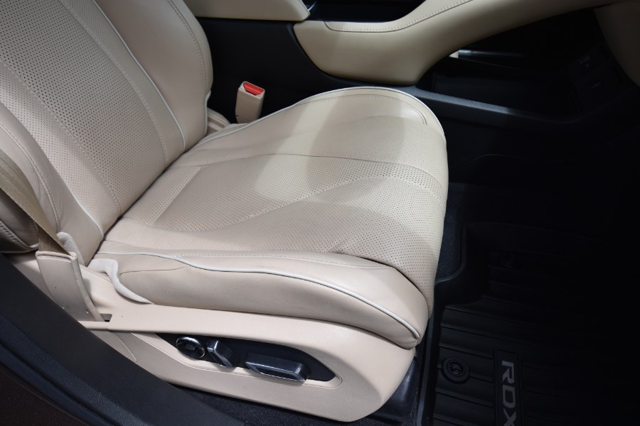 2019 Acura RDX AWD w/Advance Pkg, available for sale in Waterbury, Connecticut | Highline Car Connection. Waterbury, Connecticut 2019 Acura RDX AWD w/Advance Pkg, available for sale in Waterbury, Connecticut | Highline Car Connection. Waterbury, Connecticut