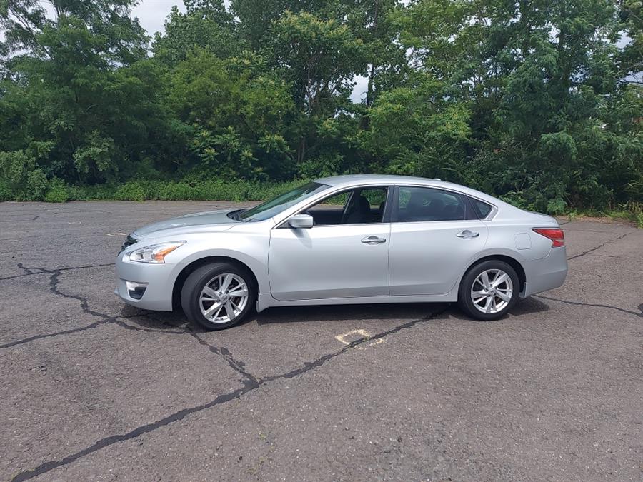 2014 Nissan Altima 4dr Sdn I4 2.5 SL, available for sale in West Hartford, Connecticut | Chadrad Motors llc. West Hartford, Connecticut 2014 Nissan Altima 4dr Sdn I4 2.5 SL, available for sale in West Hartford, Connecticut | Chadrad Motors llc. West Hartford, Connecticut