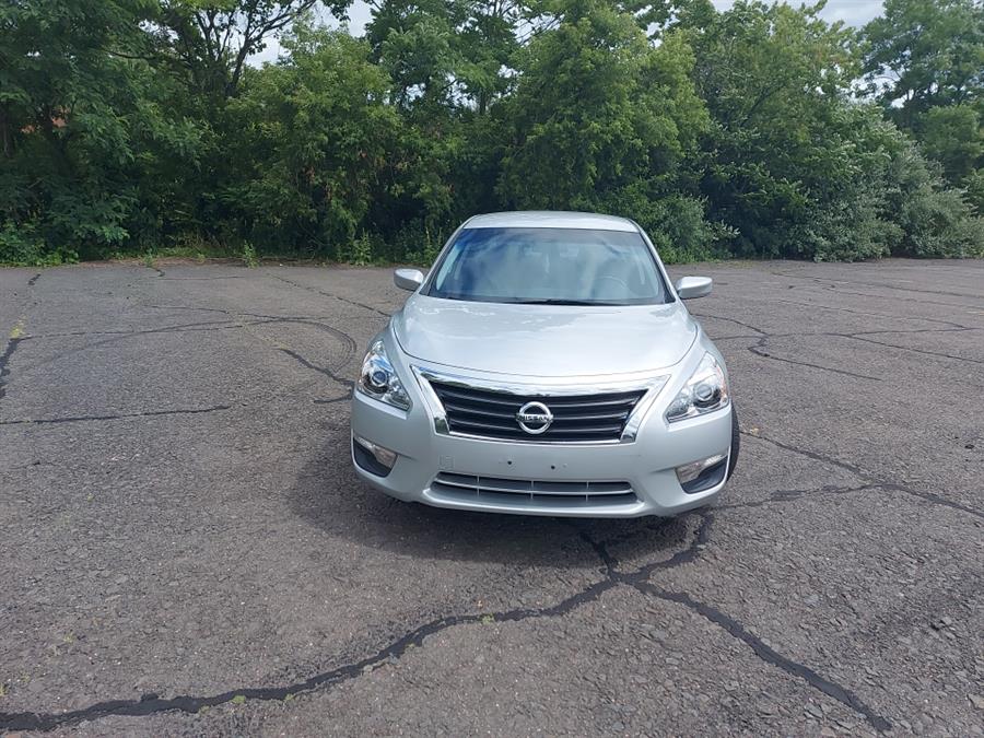 2014 Nissan Altima 4dr Sdn I4 2.5 SL, available for sale in West Hartford, Connecticut | Chadrad Motors llc. West Hartford, Connecticut 2014 Nissan Altima 4dr Sdn I4 2.5 SL, available for sale in West Hartford, Connecticut | Chadrad Motors llc. West Hartford, Connecticut