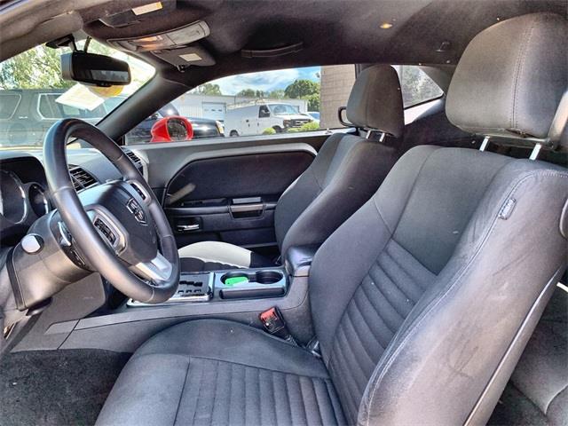 2014 Dodge Challenger SXT, available for sale in Stratford, Connecticut | Wiz Leasing Inc. Stratford, Connecticut 2014 Dodge Challenger SXT, available for sale in Stratford, Connecticut | Wiz Leasing Inc. Stratford, Connecticut