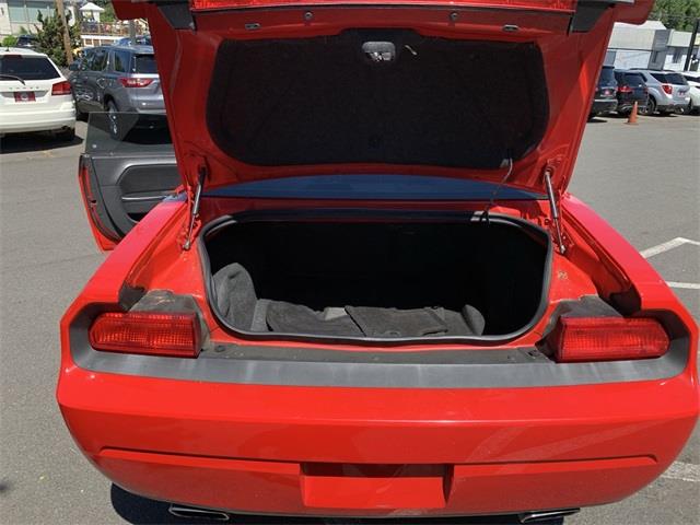 2014 Dodge Challenger SXT, available for sale in Stratford, Connecticut | Wiz Leasing Inc. Stratford, Connecticut 2014 Dodge Challenger SXT, available for sale in Stratford, Connecticut | Wiz Leasing Inc. Stratford, Connecticut