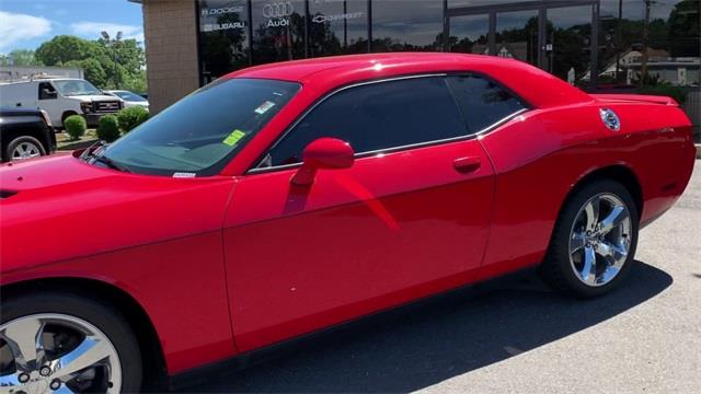 2014 Dodge Challenger SXT, available for sale in Stratford, Connecticut | Wiz Leasing Inc. Stratford, Connecticut 2014 Dodge Challenger SXT, available for sale in Stratford, Connecticut | Wiz Leasing Inc. Stratford, Connecticut