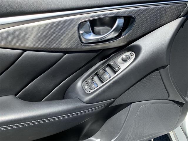 2019 Infiniti Q50 3.0t Signature Edition, available for sale in Stratford, Connecticut | Wiz Leasing Inc. Stratford, Connecticut 2019 Infiniti Q50 3.0t Signature Edition, available for sale in Stratford, Connecticut | Wiz Leasing Inc. Stratford, Connecticut