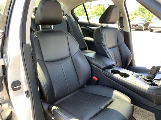2019 Infiniti Q50 3.0t Signature Edition, available for sale in Stratford, Connecticut | Wiz Leasing Inc. Stratford, Connecticut 2019 Infiniti Q50 3.0t Signature Edition, available for sale in Stratford, Connecticut | Wiz Leasing Inc. Stratford, Connecticut