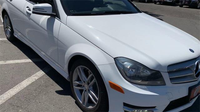 Used Mercedes-benz C-class C 300 2013 | Wiz Leasing Inc. Stratford, Connecticut Used Mercedes-benz C-class C 300 2013 | Wiz Leasing Inc. Stratford, Connecticut