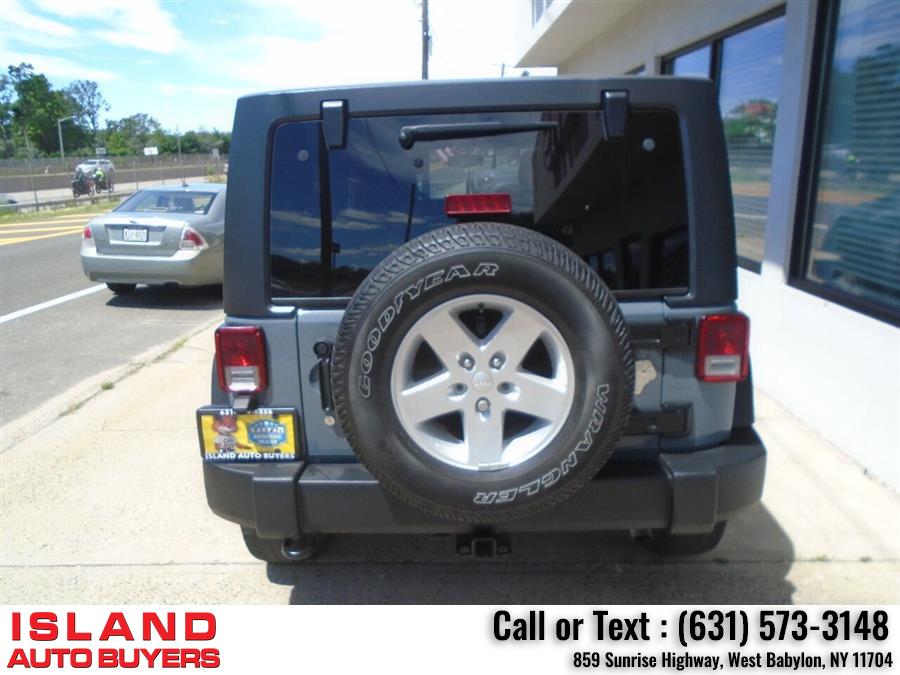 Used Jeep Wrangler Unlimited Sport 4x4 4dr SUV 2015 | Island Auto Buyers. West Babylon, New York Used Jeep Wrangler Unlimited Sport 4x4 4dr SUV 2015 | Island Auto Buyers. West Babylon, New York