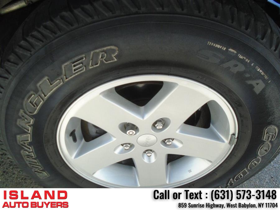 Used Jeep Wrangler Unlimited Sport 4x4 4dr SUV 2015 | Island Auto Buyers. West Babylon, New York Used Jeep Wrangler Unlimited Sport 4x4 4dr SUV 2015 | Island Auto Buyers. West Babylon, New York