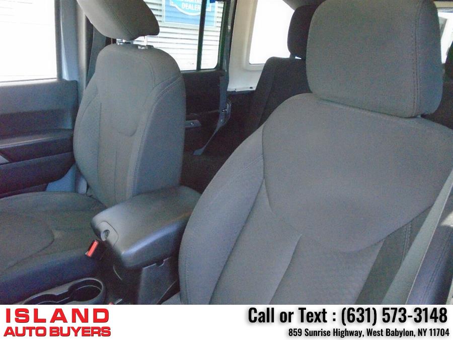 Used Jeep Wrangler Unlimited Sport 4x4 4dr SUV 2015 | Island Auto Buyers. West Babylon, New York Used Jeep Wrangler Unlimited Sport 4x4 4dr SUV 2015 | Island Auto Buyers. West Babylon, New York