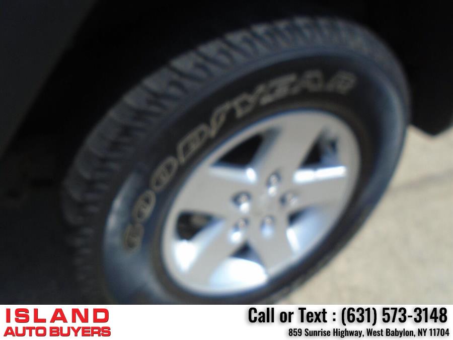 Used Jeep Wrangler Unlimited Sport 4x4 4dr SUV 2015 | Island Auto Buyers. West Babylon, New York Used Jeep Wrangler Unlimited Sport 4x4 4dr SUV 2015 | Island Auto Buyers. West Babylon, New York