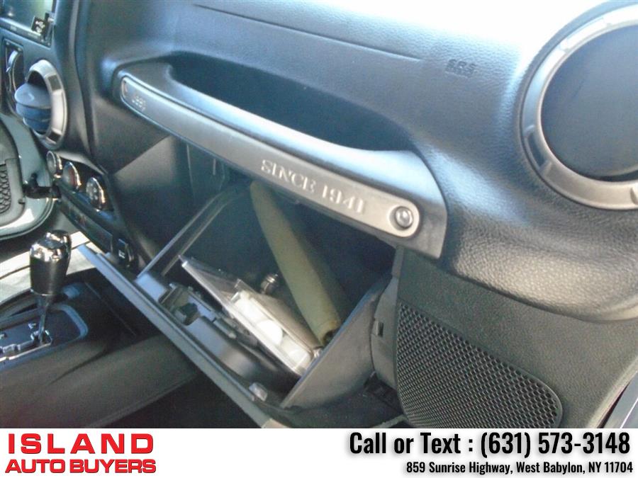 Used Jeep Wrangler Unlimited Sport 4x4 4dr SUV 2015 | Island Auto Buyers. West Babylon, New York Used Jeep Wrangler Unlimited Sport 4x4 4dr SUV 2015 | Island Auto Buyers. West Babylon, New York