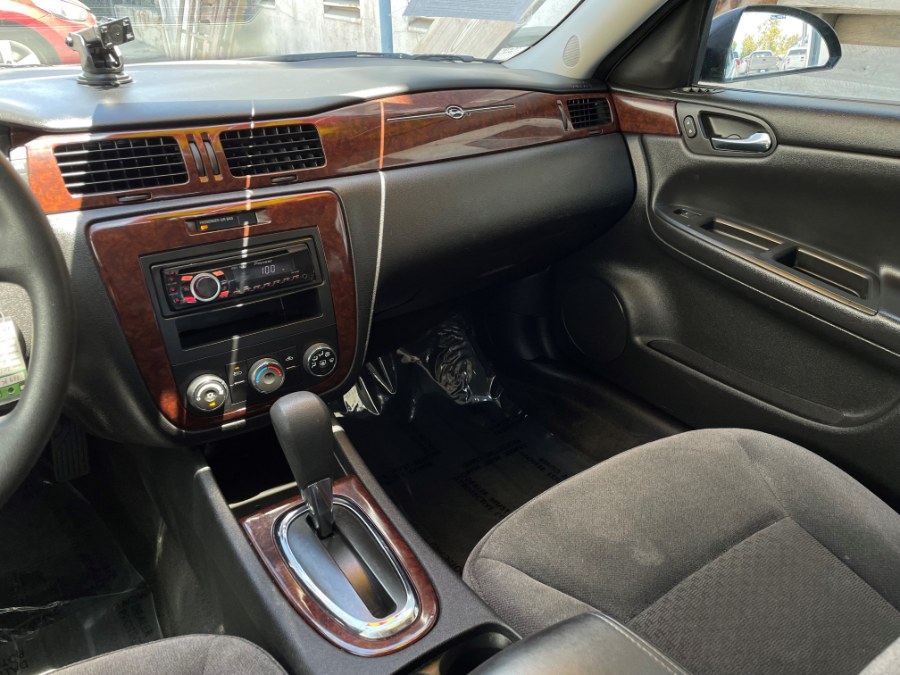Used Chevrolet Impala 4dr Sdn LS Fleet 2011 | Green Light Auto. Corona, California Used Chevrolet Impala 4dr Sdn LS Fleet 2011 | Green Light Auto. Corona, California
