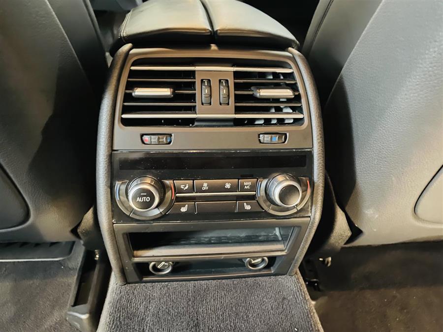 Used BMW 7 Series 4dr Sdn 750Li xDrive AWD 2015 | Northshore Motors. Syosset , New York Used BMW 7 Series 4dr Sdn 750Li xDrive AWD 2015 | Northshore Motors. Syosset , New York