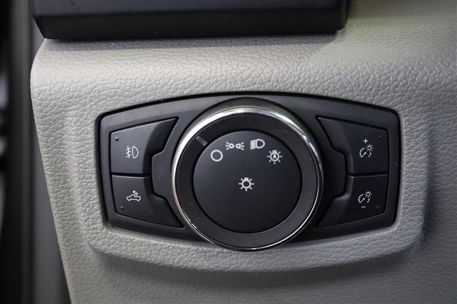 Used Ford F150 XLT SUPERCREW 2019 | Fast Track Motors. Paterson, New Jersey Used Ford F150 XLT SUPERCREW 2019 | Fast Track Motors. Paterson, New Jersey