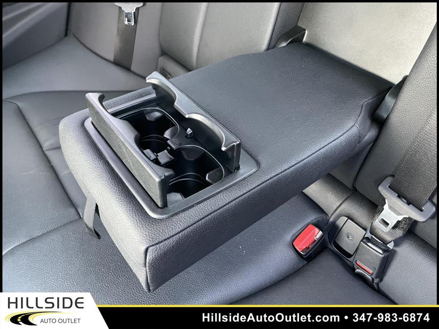 Used BMW 3 Series 330i xDrive 2018 | Hillside Auto Outlet. Jamaica, New York Used BMW 3 Series 330i xDrive 2018 | Hillside Auto Outlet. Jamaica, New York