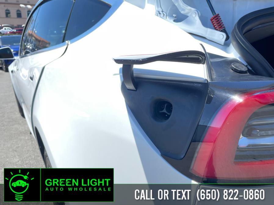 Used Tesla Model 3 Standard Range Battery Plus RWD 2019 | Green Light Auto Wholesale. Daly City, California Used Tesla Model 3 Standard Range Battery Plus RWD 2019 | Green Light Auto Wholesale. Daly City, California