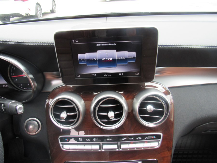 Used Mercedes-Benz GLC 300 Sport 2019 | Hilario's Auto Sales Inc.. Worcester, Massachusetts Used Mercedes-Benz GLC 300 Sport 2019 | Hilario's Auto Sales Inc.. Worcester, Massachusetts