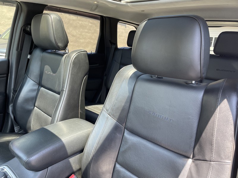 Used Jeep Grand Cherokee Summit 4x4 2018 | Union Street Auto Sales. West Springfield, Massachusetts Used Jeep Grand Cherokee Summit 4x4 2018 | Union Street Auto Sales. West Springfield, Massachusetts