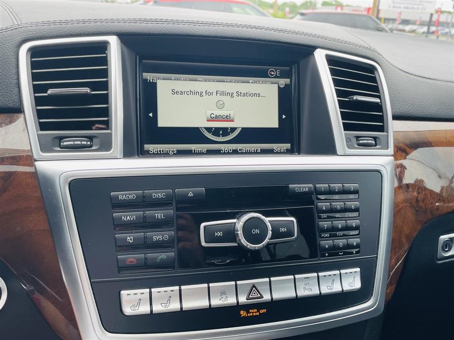 2015 Mercedes-Benz GL-Class 4MATIC 4dr GL 550, available for sale in Amityville, New York | Sunrise Auto Outlet. Amityville, New York 2015 Mercedes-Benz GL-Class 4MATIC 4dr GL 550, available for sale in Amityville, New York | Sunrise Auto Outlet. Amityville, New York