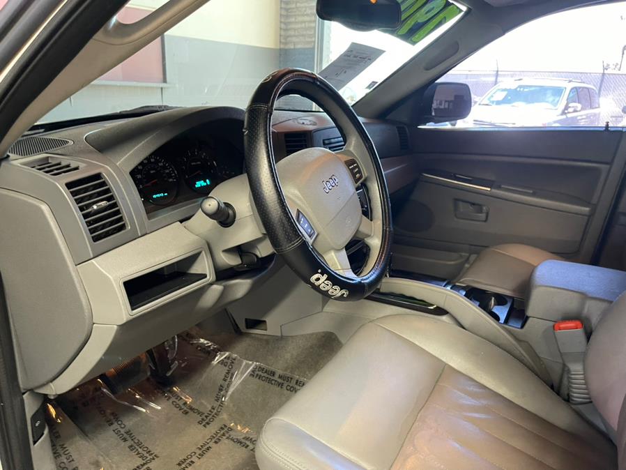 2005 Jeep Grand Cherokee 4dr Laredo 4WD, available for sale in Garden Grove, California | U Save Auto Auction. Garden Grove, California 2005 Jeep Grand Cherokee 4dr Laredo 4WD, available for sale in Garden Grove, California | U Save Auto Auction. Garden Grove, California