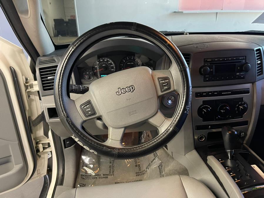 2005 Jeep Grand Cherokee 4dr Laredo 4WD, available for sale in Garden Grove, California | U Save Auto Auction. Garden Grove, California 2005 Jeep Grand Cherokee 4dr Laredo 4WD, available for sale in Garden Grove, California | U Save Auto Auction. Garden Grove, California
