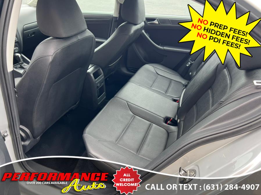 Used Volkswagen Jetta Sedan 4dr Auto SE w/Convenience & Sunroof PZEV 2012 | Performance Auto Inc. Bohemia, New York Used Volkswagen Jetta Sedan 4dr Auto SE w/Convenience & Sunroof PZEV 2012 | Performance Auto Inc. Bohemia, New York