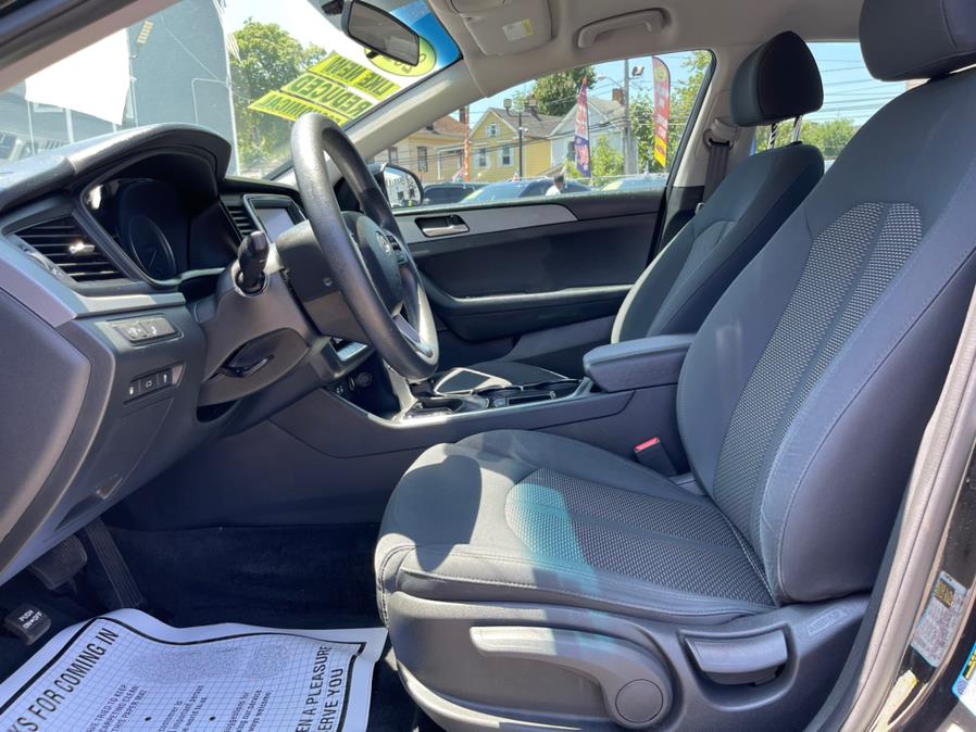 2019 Hyundai Sonata SE 2.4L, available for sale in Irvington , New Jersey | Auto Haus of Irvington Corp. Irvington , New Jersey 2019 Hyundai Sonata SE 2.4L, available for sale in Irvington , New Jersey | Auto Haus of Irvington Corp. Irvington , New Jersey