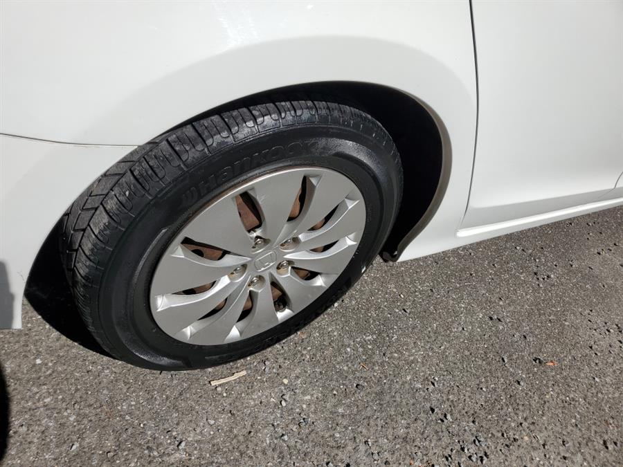 Used Honda Accord Sdn 4dr I4 Auto LX 2009 | L.I. Auto Gallery. Islip, New York Used Honda Accord Sdn 4dr I4 Auto LX 2009 | L.I. Auto Gallery. Islip, New York