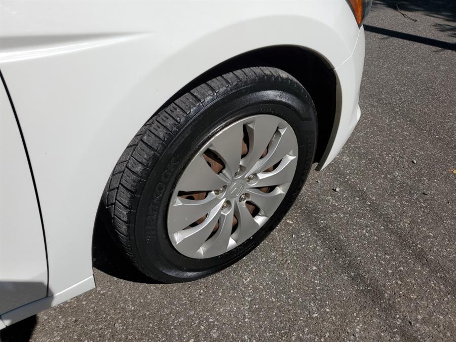 Used Honda Accord Sdn 4dr I4 Auto LX 2009 | L.I. Auto Gallery. Islip, New York Used Honda Accord Sdn 4dr I4 Auto LX 2009 | L.I. Auto Gallery. Islip, New York