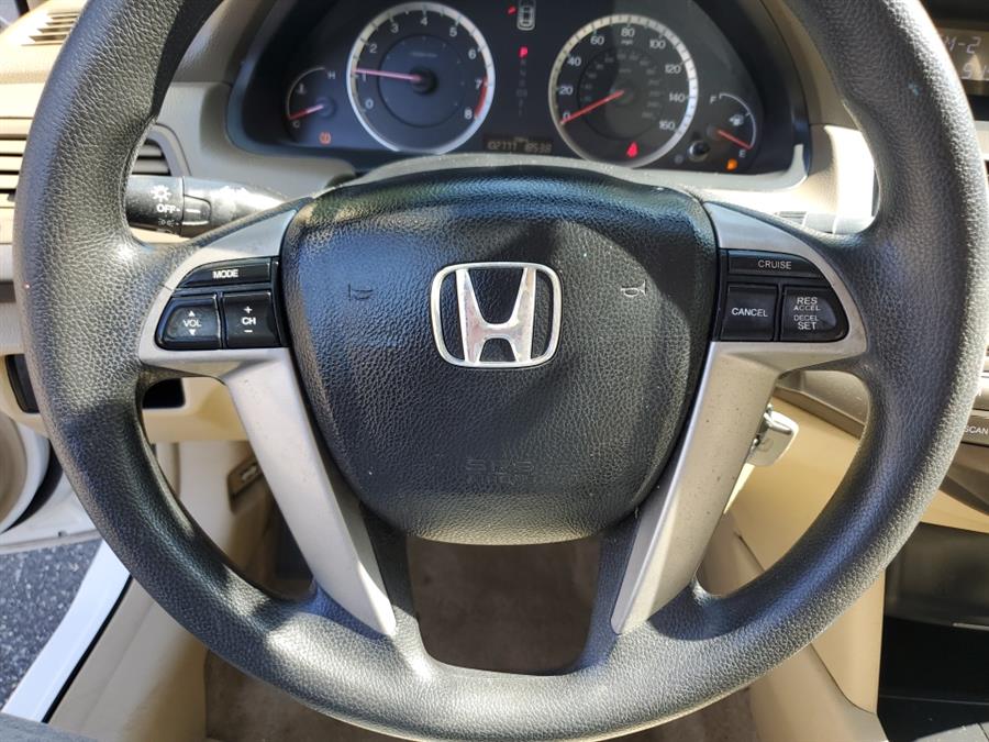 Used Honda Accord Sdn 4dr I4 Auto LX 2009 | L.I. Auto Gallery. Islip, New York Used Honda Accord Sdn 4dr I4 Auto LX 2009 | L.I. Auto Gallery. Islip, New York